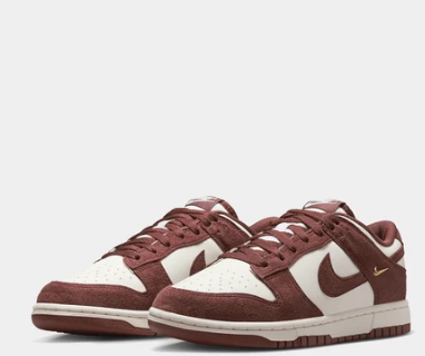 Nike Dunk Low "Red Sepia"